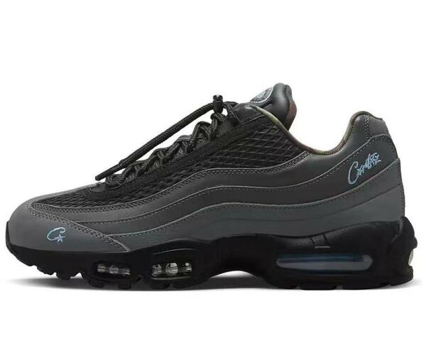 Baskets Noires Sport Style Urbain