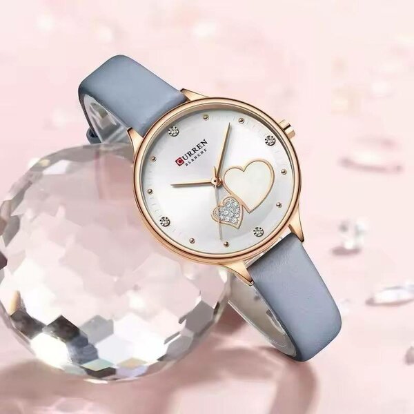 Montre élégante pour femmes