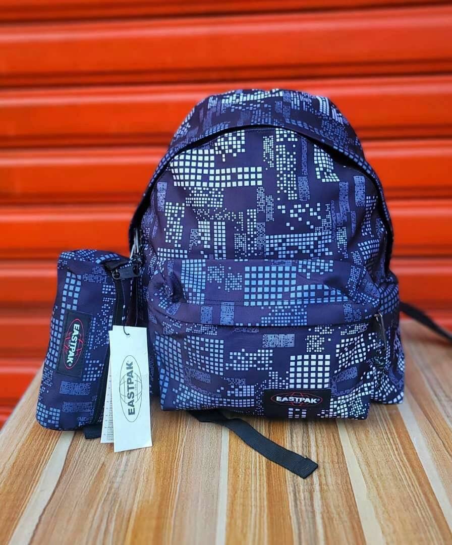 Sac eastpak avec trousse