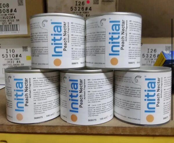 Senteur initiale pour véhicule