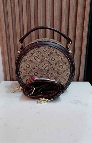 Sac à main rond élégant