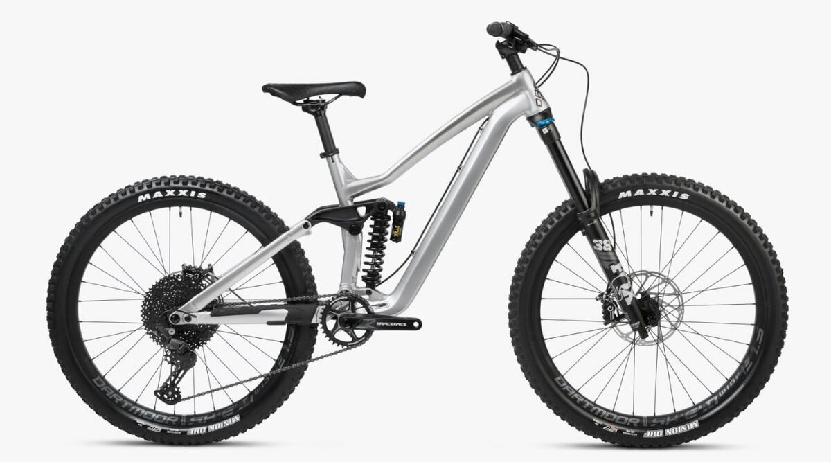 Vélo tout-terrain robuste