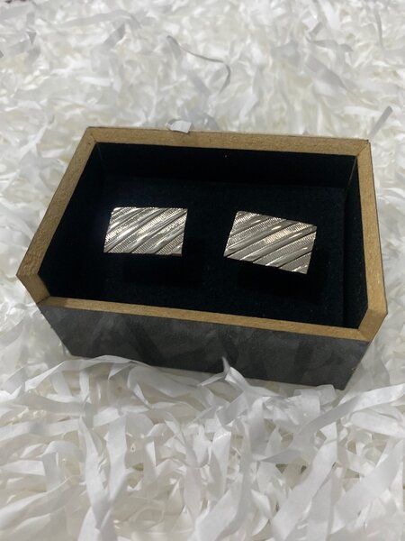 Cuff links