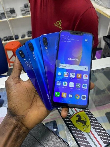 Huawei Nova 3i Quasi neuf 128gb 6gb ram