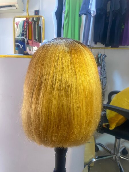 Dark root blonde wig