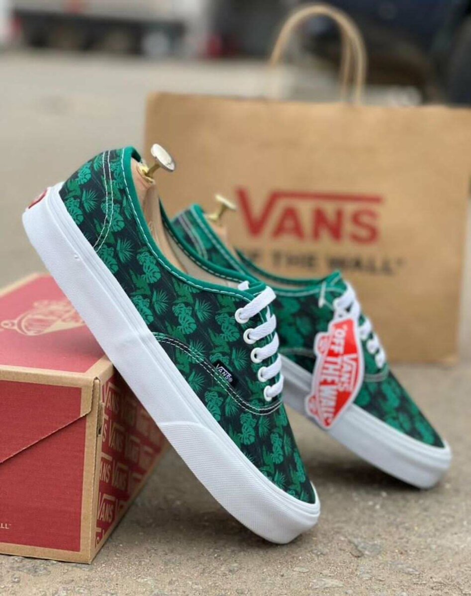 Vans Old Skool Sneakers