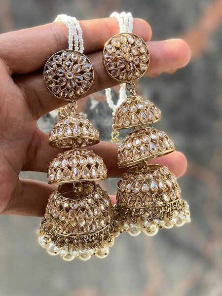 Artificial earrings