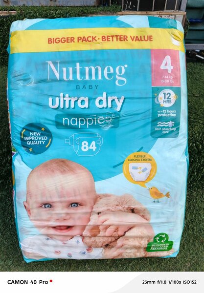 Couches bébé ultra sèches Nutmeg