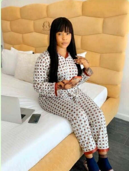 Unisex pyjamas with slippers