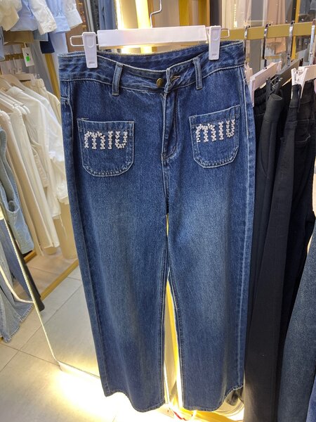 Люкс качество. Осталось только 1штука, поэтому спешите