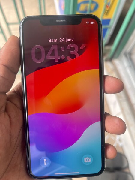 iPhone 11 Pro - Téléphone Apple Reconditionné