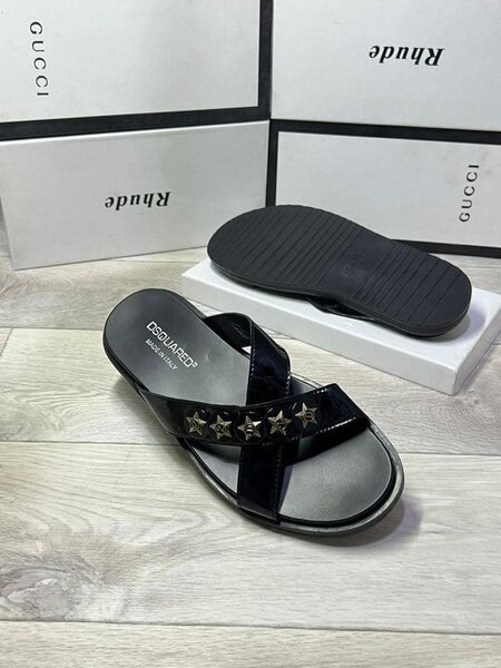 sandales noires dsquared