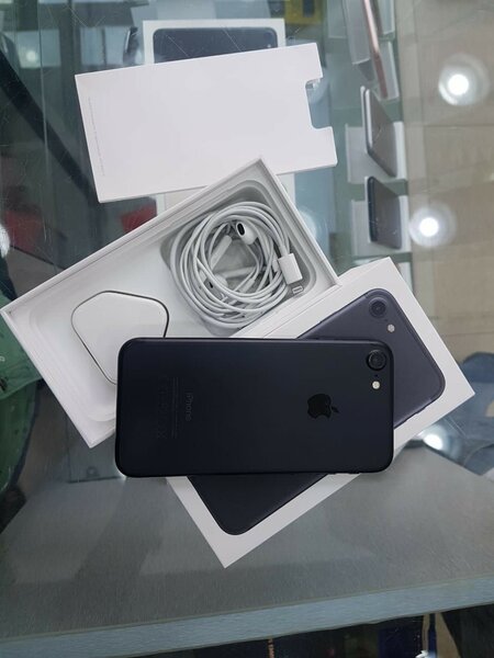 iPhone 7 32 Go Noir Débloqué