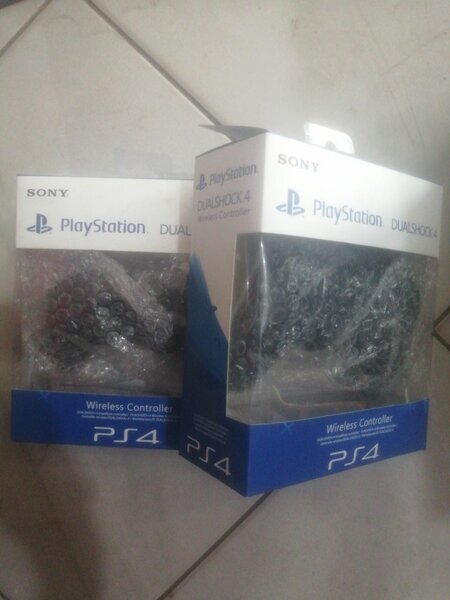 PS4 GAMEPAD WIRELESS