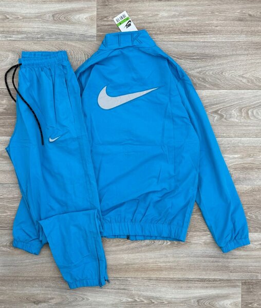 Ensemble Nike