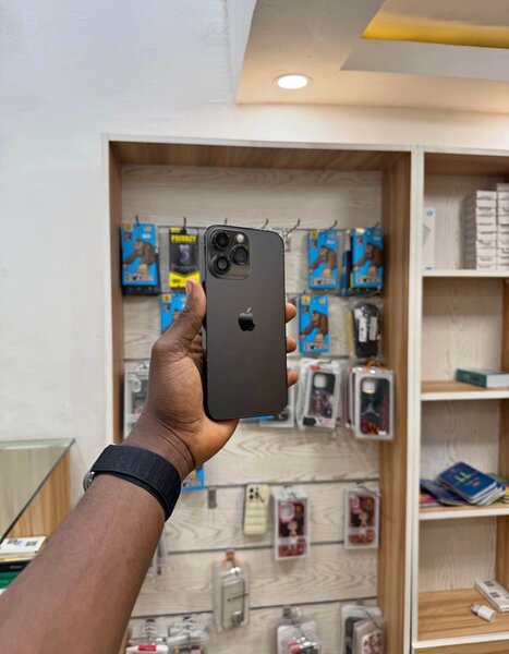 iPhone 14 Pro Max Noir 256GB