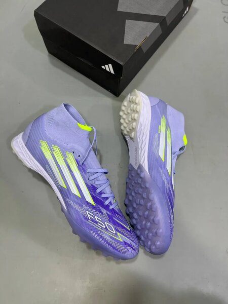 Chaussures de football F50