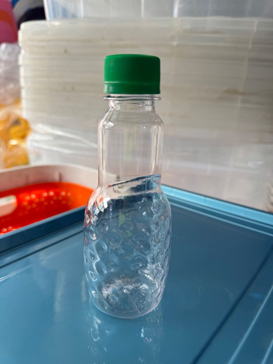 Bouteille en plastique 225L