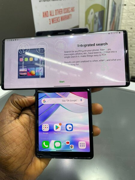 LG Wing 5G 128gb/8gb ram in box small crack down the screen