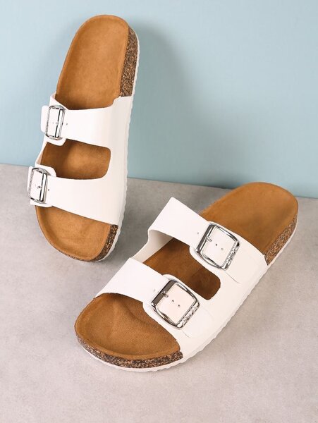 Sandales plates à deux brides