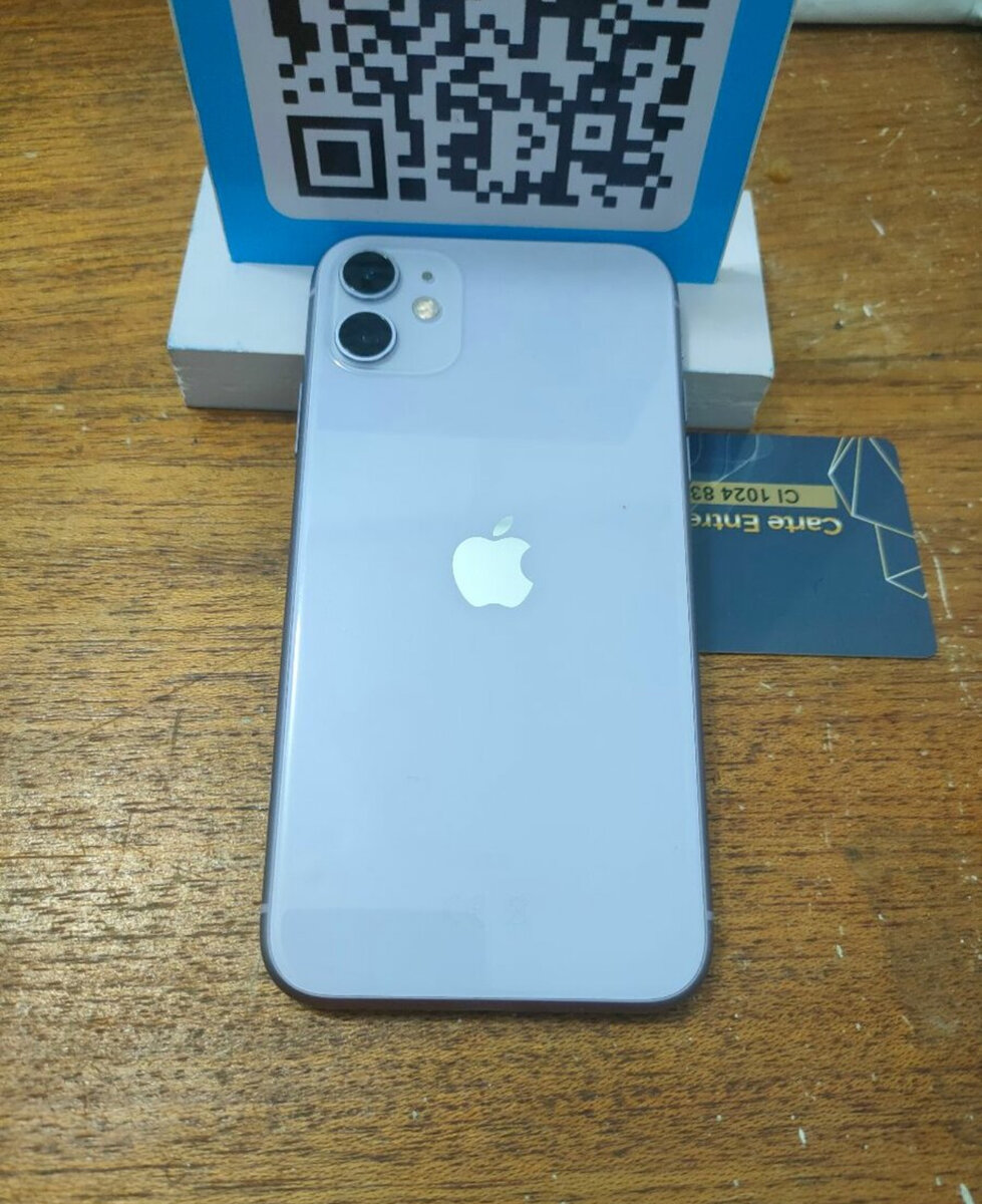 iPhone 11 64GB