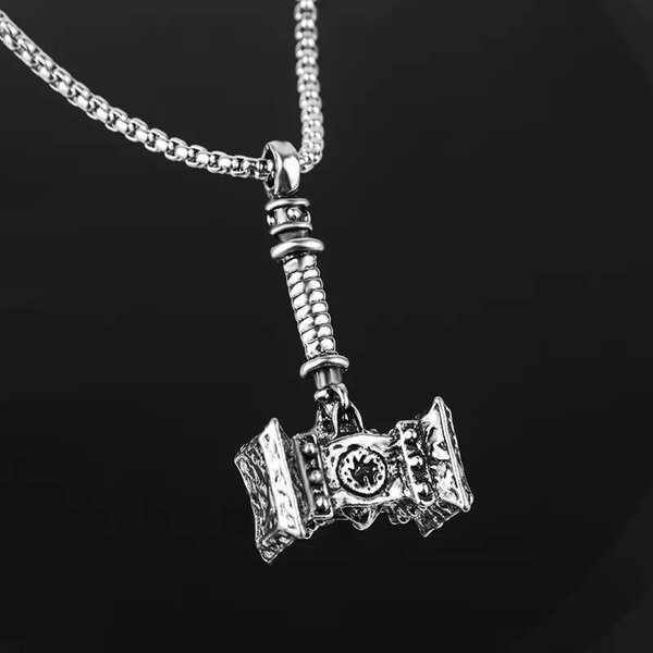 Mens necklace