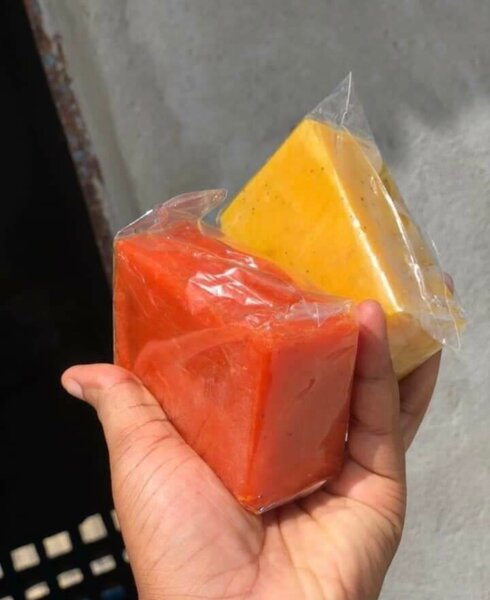 Savon Naturel Coloré