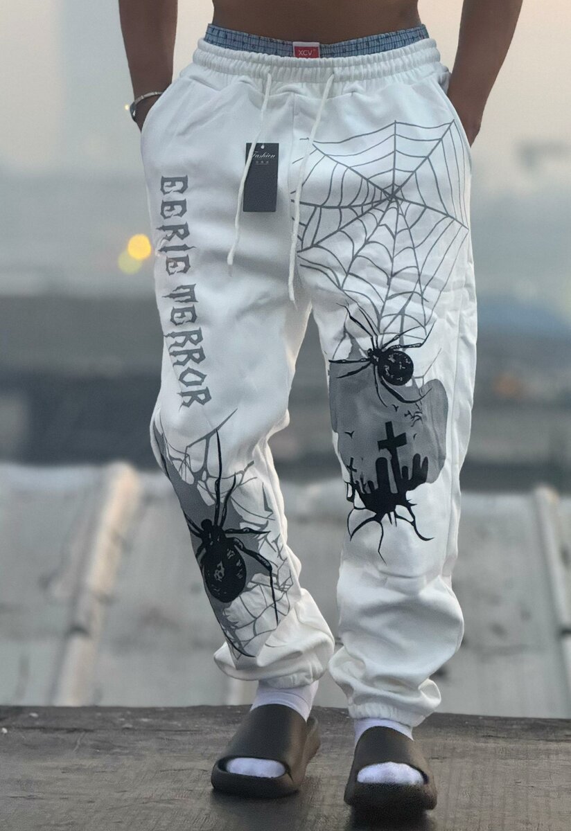 Jogging homme design gothique