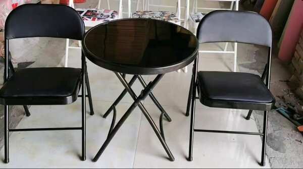 Ensemble Table et Chaises Pliantes