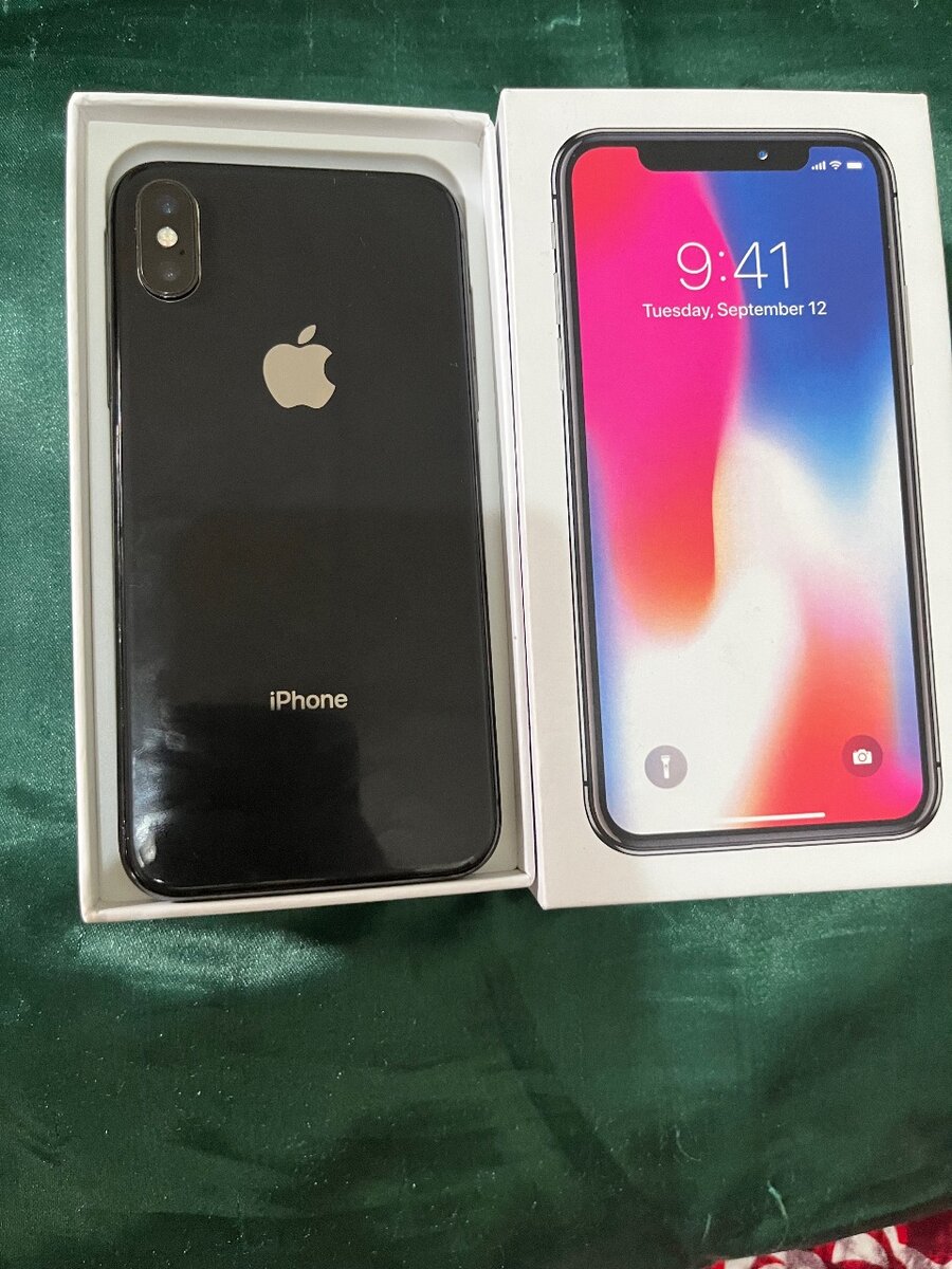 iPhone X256gb