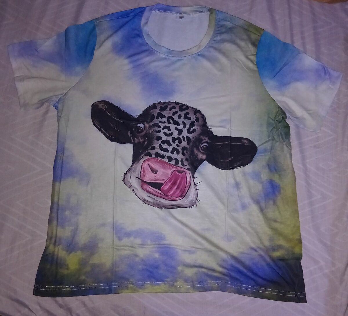 T-shirt graphique tendance unisexe