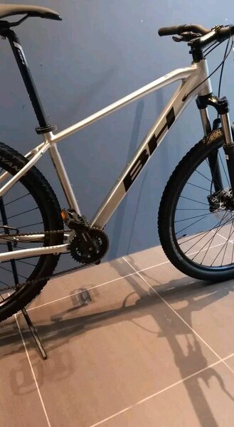 Vélo de Montagne BH