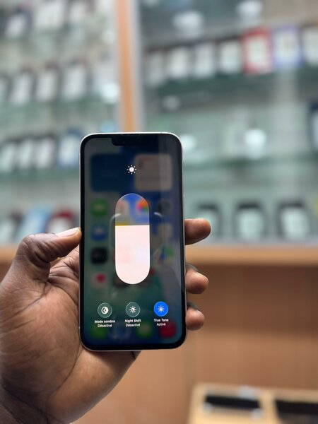 13 simple 128Go tout passe