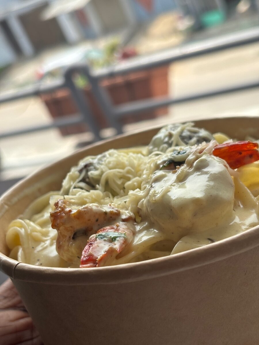 Pasta mixte gambas / boulettes