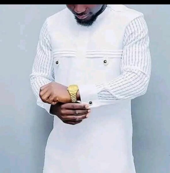 Chemise homme élégante à poches