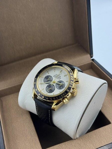 Montre de Luxe Chronographe