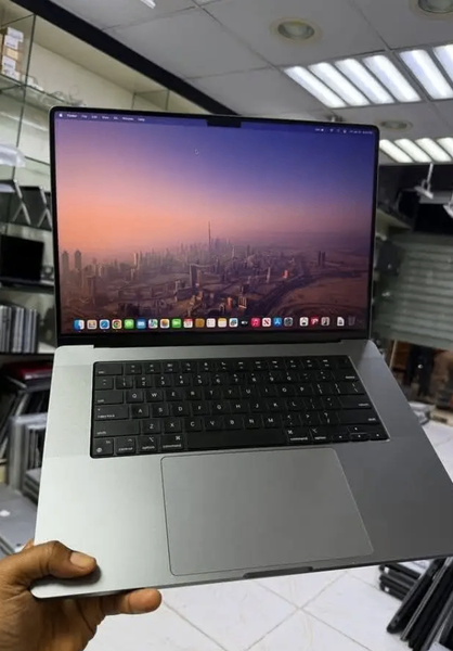 MacBook M3 pro