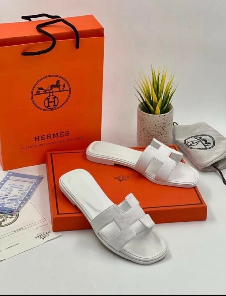 Hermes slippers