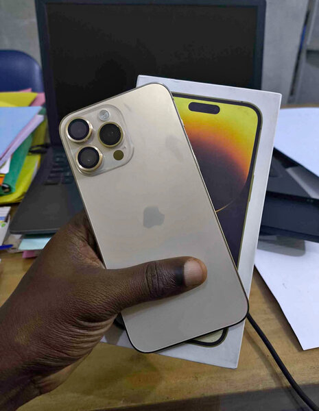 iPhone 14 pro Max 256GB