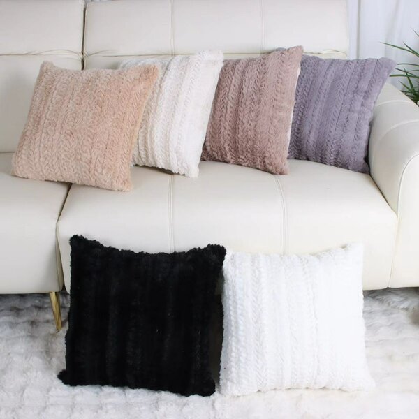 THROW PILLOWS