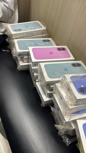 iPhone 16 simple scelle