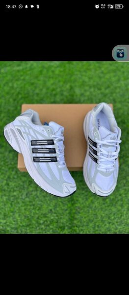 Baskets blanches confortables