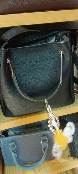 Sac à main en cuir synthétique