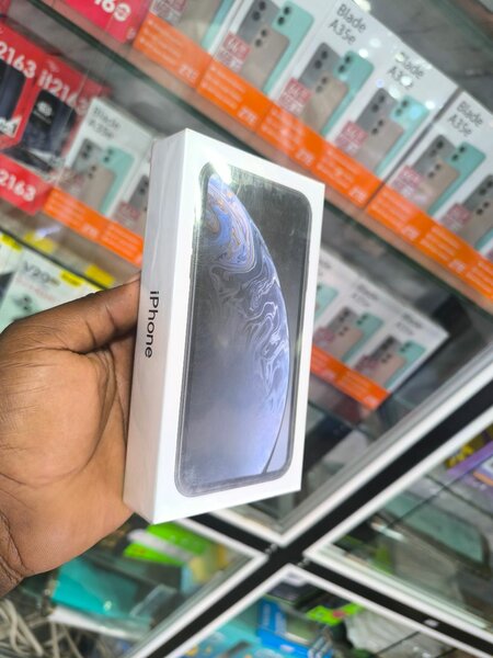 iPhone XR
