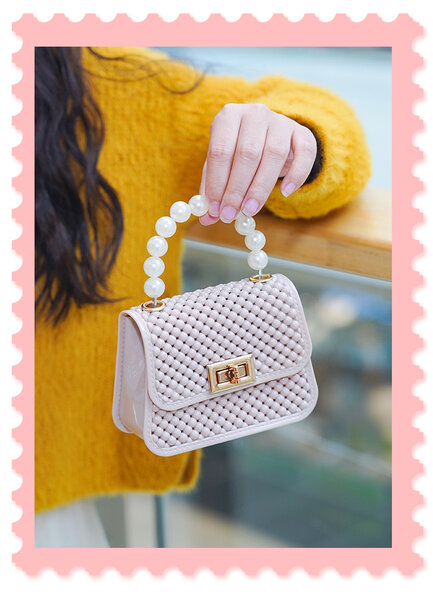 Sac à main perles élégant