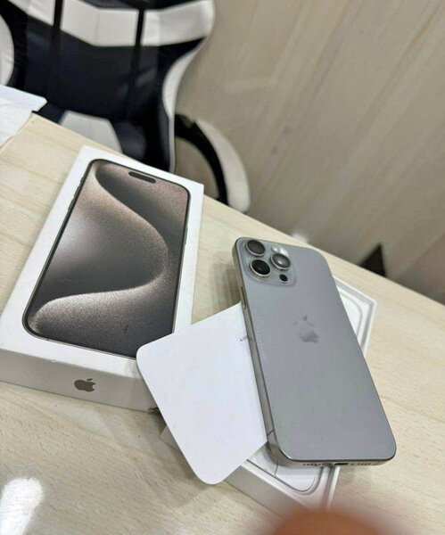 iPhone 15 Pro Max - Neuf