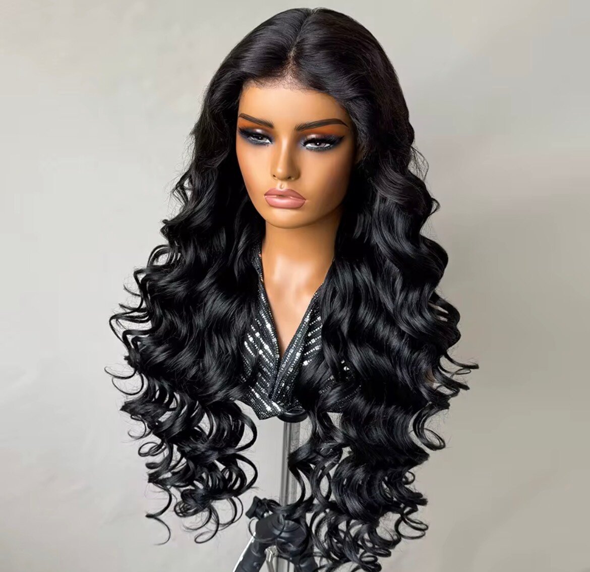 Perruque synthétique bouclée grande longueur