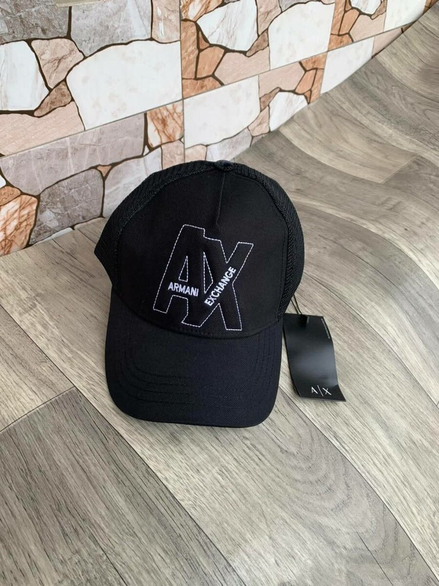 Casquette noire Armani Exchange