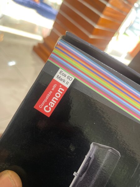 Canon Deluxe Power Grip