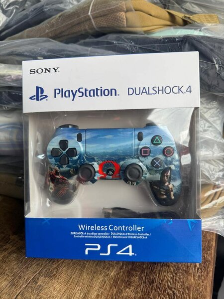 Manette ps4 design God of Wars